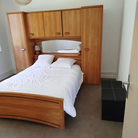 Holiday home Le Chant De L'egue